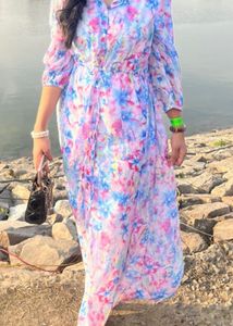 Athena Flowy Floral Print Maxi Dress