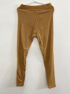 Straight Line Ankle Length Leggings
