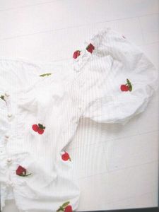 Strawberry Print Puff Sleeve Top