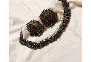 Flash Sale Of Choker