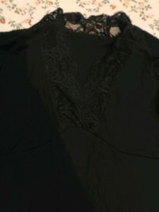 y2k grunge lace top 🗝️