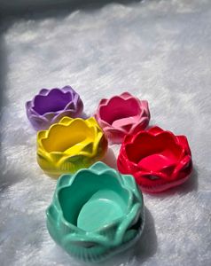 Lotus Shaped Tealight Holders(Set of 2)