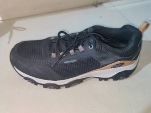 Skechers Men's Casual Shoes. Unused. No Coins.