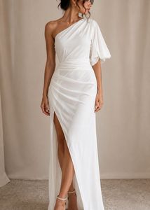Elegant White One-Shoulder Gown with Slit
