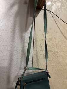 Stylish Two-Tone Shoulder Bag