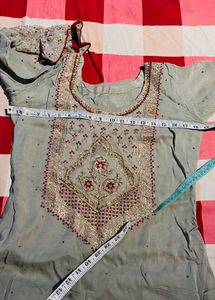 Embroidered Kurta Set
