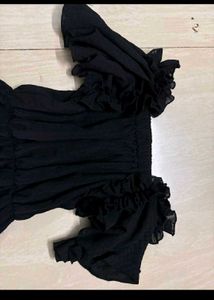 Chic Black Off-Shoulder Dress