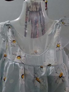 Cute Daisy Print Summer Dress