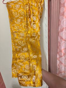Golden Brocade suit with very good fitting pant