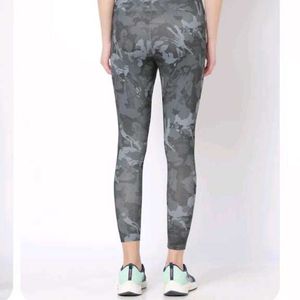 Stylish Camo Print Leggings for Women