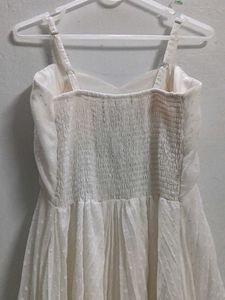 Elegant White Strapless Dress