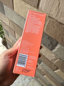 Foxtale Super Glow Face Wash
