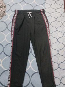 Trendy Black Lower