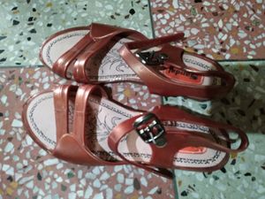 Female Plastic Slipper