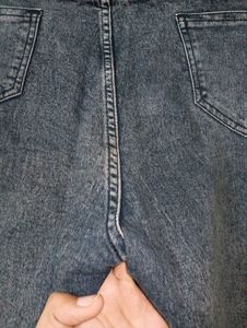 Women's Grey Slim Fit Jeans || Waist 32 inches