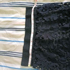 black skirt