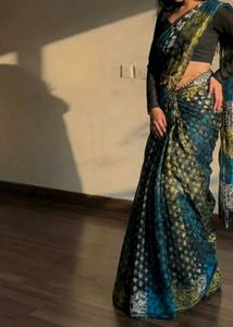 Elegant Blue Printed Saree