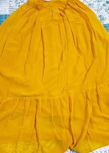 Mustard Embroiderd 3pc set Skirt, Crop top &amp; Shrug