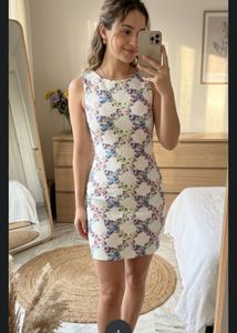 Floral Textured Sleeveless Mini Dress