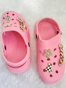 🎀 Pink Clog Shoes with Charms 🥰
