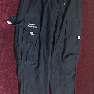 Women Stylish Cargo Pants with silver star chain