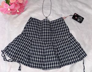 Plaid Pleated Mini Skirt with typing bow