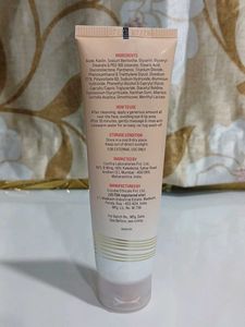 The Pink Foundry Pore Refining Clay Mask