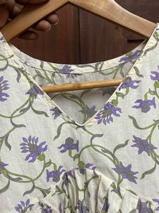 Floral Print Sleeveless Kurta Top