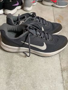 Nike Running Shoes - Gray