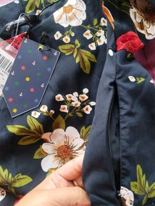 NEW Beautiful Floral Print Maxi Dress
