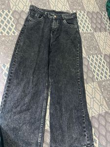 Trendy Gray Wash Wide Leg Jeans