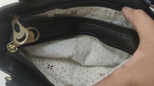 Black Hangbag