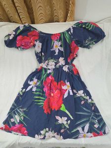 Chic Floral Print Off-Shoulder Dress