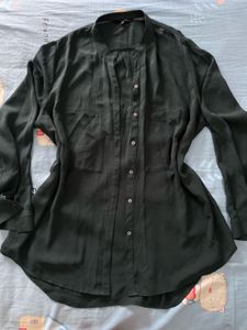 Chic Dark Green Collared Button-Up Shirt