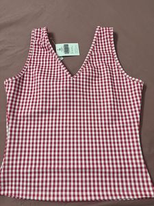 Red Gingham Tie Front cami top SiZe s-m