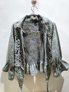 Chic Floral Lace Overlay Top size-M&amp;L
