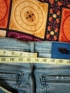 Stylish Light Wash Denim Jeans