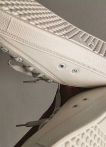 White New Sneakers 🤍