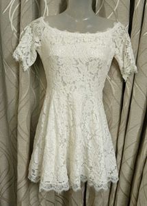 Elegant White Lace Off-Shoulder Mini Dress