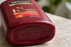 TRESemme Keratin Smooth Shampoo