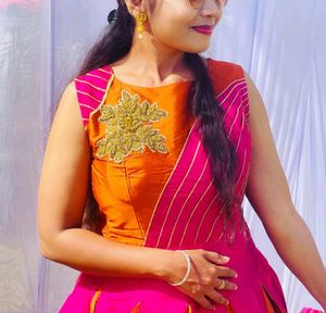 One Pics Ethnic Gown 🧡