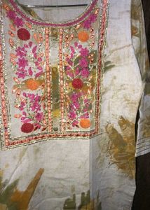 women kurta with dupata