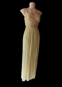 Beautiful yellow gown 😍