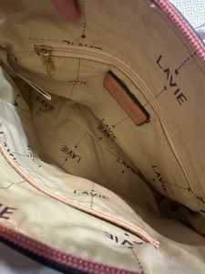 Lavie Shoulder sling Bag