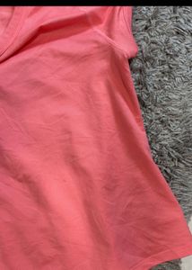 AUTHENTIC NIKE TSHIRT🩷