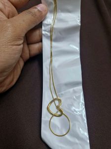 Gold Heart &amp; Circle Pendant Necklace- brand new