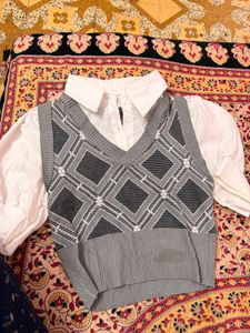 Chic Plaid V-Neck Sweater Vest