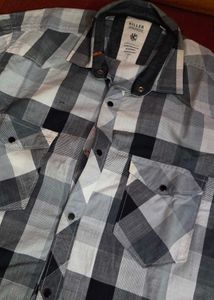 Men's Classic Plaid Long Sleeve Shirt