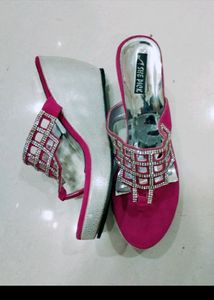 Diamond Work Velvet Wedges It's Totally New