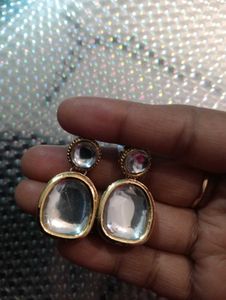 Elegant Kundan Stone Earrings